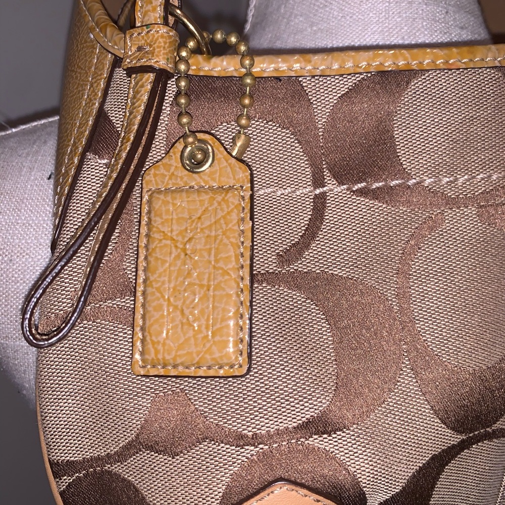 🌸COACH VINTAGE HOBO HANDBAG🌸NWOT🌸NEVER USED! EXCELLENT CONDITION! - Picture 3 of 9